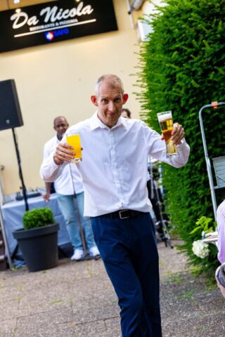 Mitarbeiter auf der Jubiläumsfeier 25 Jahre Schon & Jansen Pflegedienste